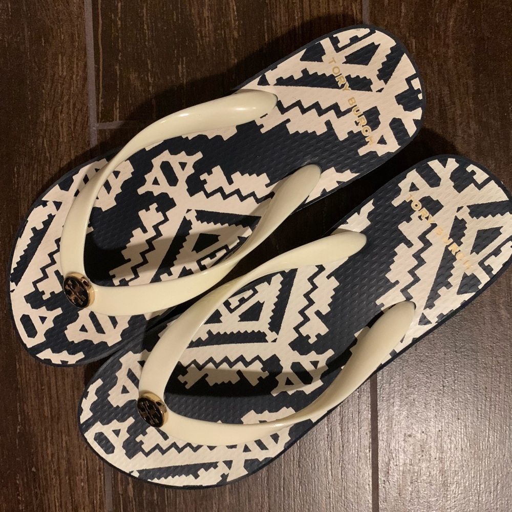 Sandals - image 3